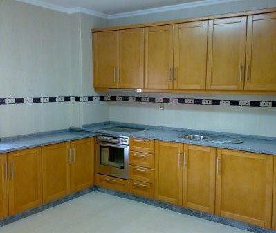 Cozinha porta painel Faia